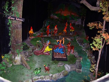 Rock City Fairylnd Snow White