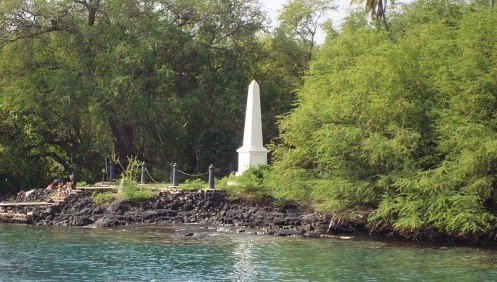 Captain Cook Monument, Big Island Happy Hawaii (Jennifer Miner) Captain Cook Monument, Big Island Happy Hawaii (Jennifer Miner)