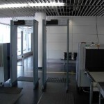 Airport security (Piotrus via wikicommons) Airport security (Piotrus via wikicommoms)