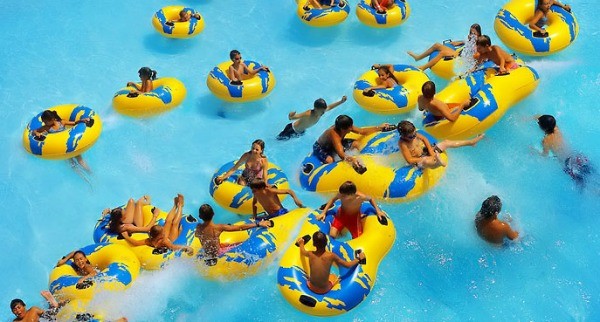 Lake Lanier Islands wave-pool for summer family travel fun (LanierWorld)