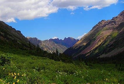 Hiking from Aspen to Crested Butte, Colorado