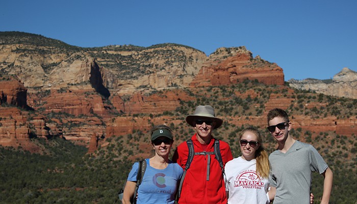 Family hiking in Sedona = best medicine for the soul.