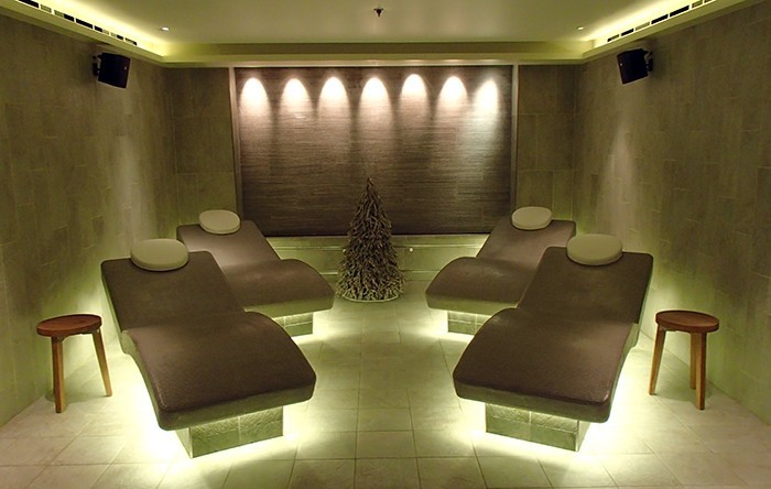 Heated tile loungers in the LivNordic Spa.
