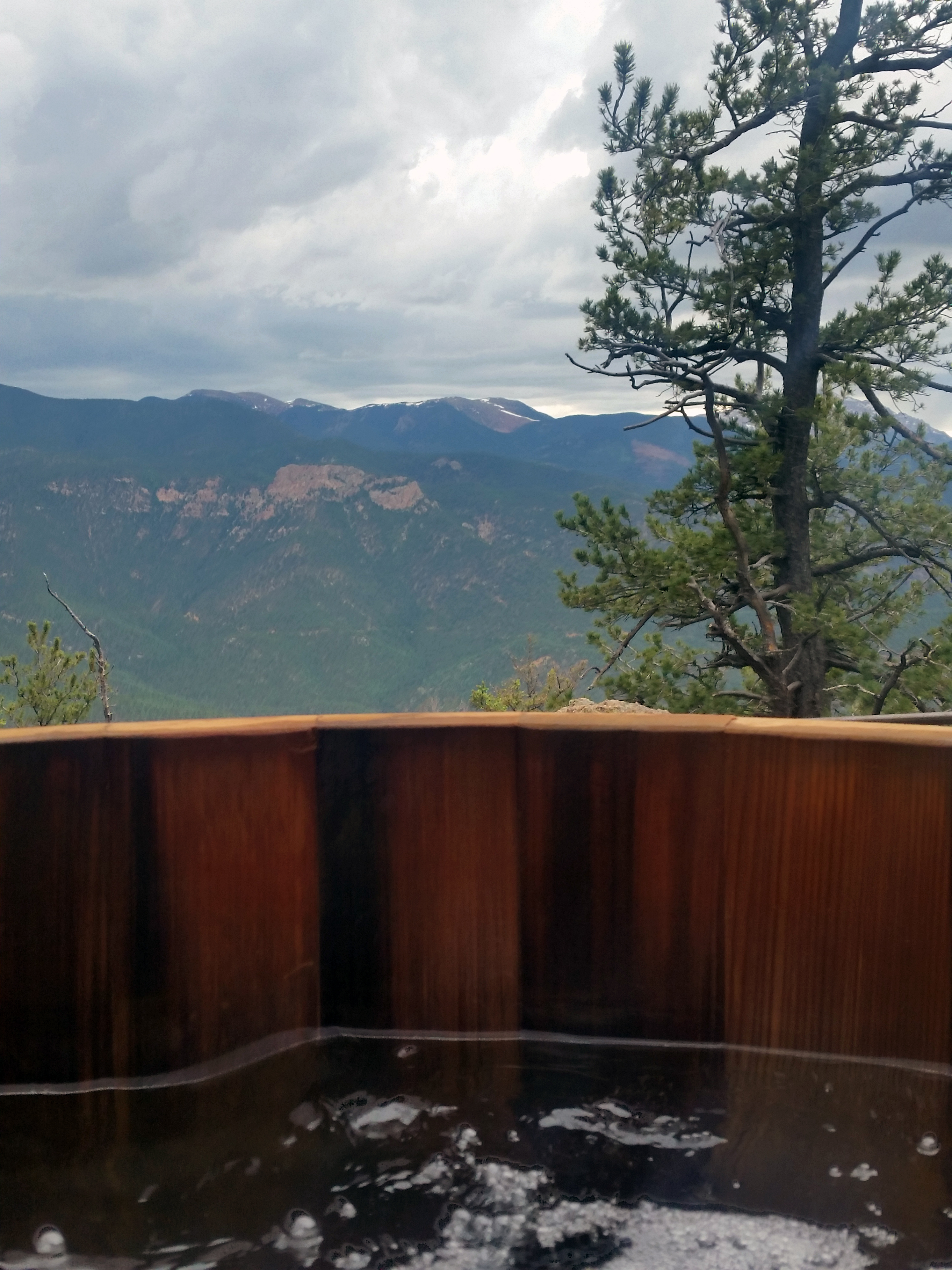 Secluded hot tub at the Fire Tower Suite